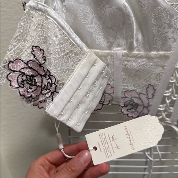 For Love And Lemons Lace Bralette - Cream and Pink - Picture 4 of 7